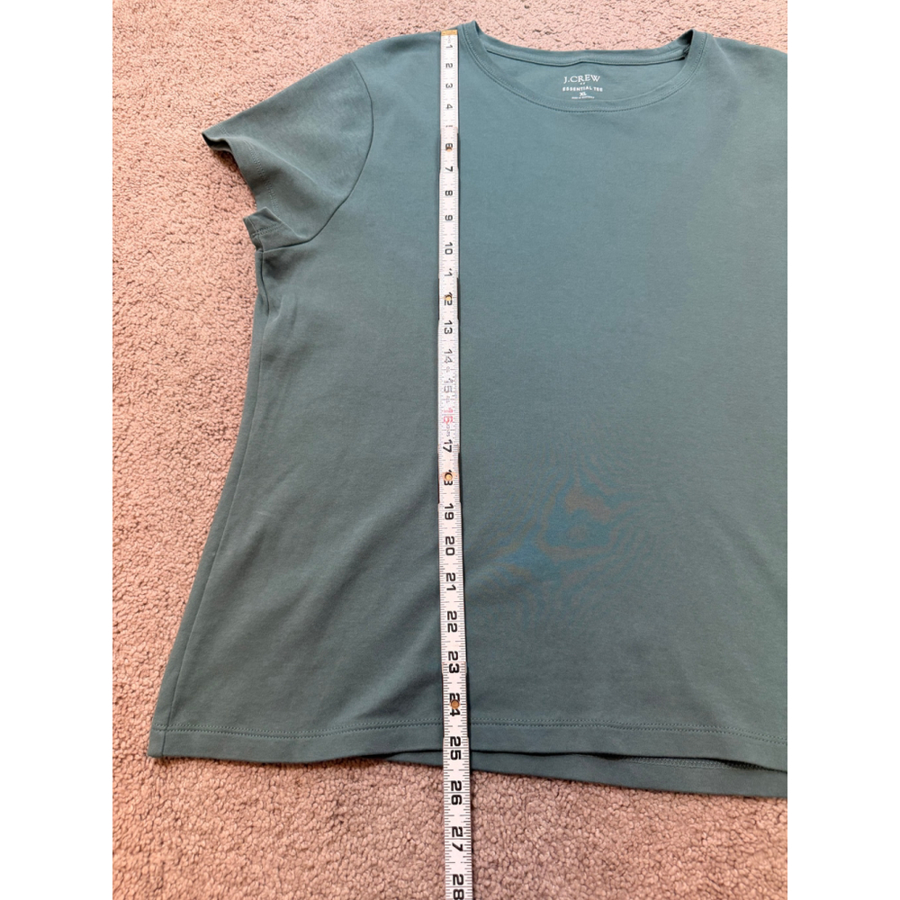 Women's J.CREW Essential Tee XL Sage Green Short Sleeve Minimalist Neutral Comfy - Picture 8 of 12